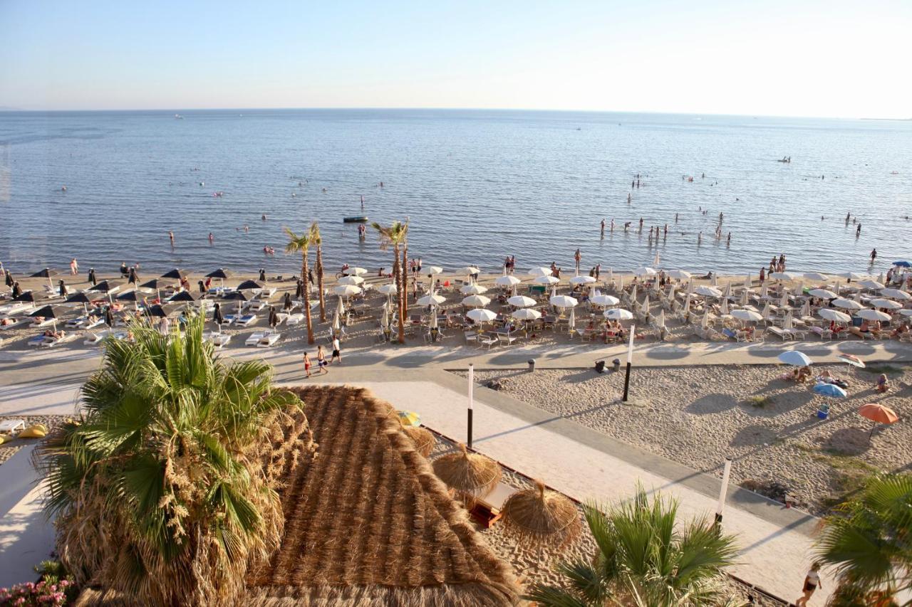 Volmar Hotel Durrës Exteriör bild